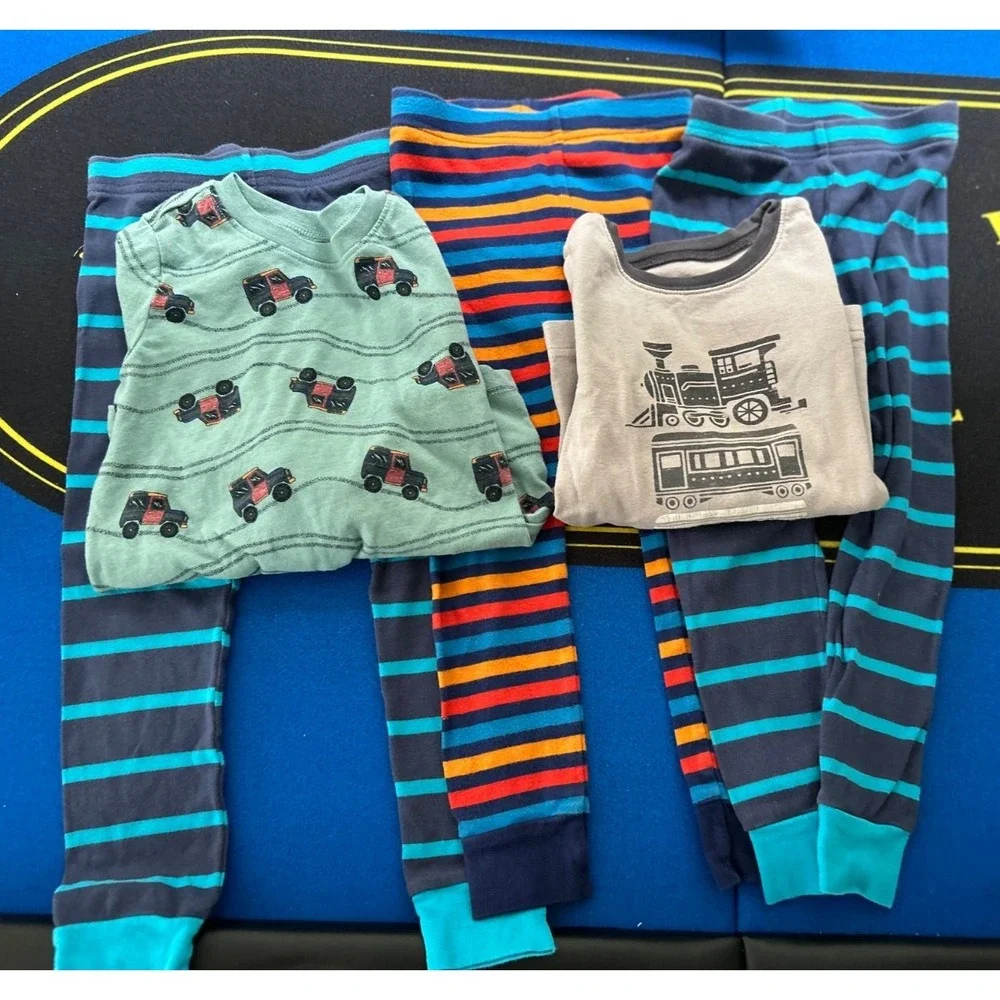 Lot of 5 Old Navy Boys 4T Mixed Pajamas PJ top and bottoms pants